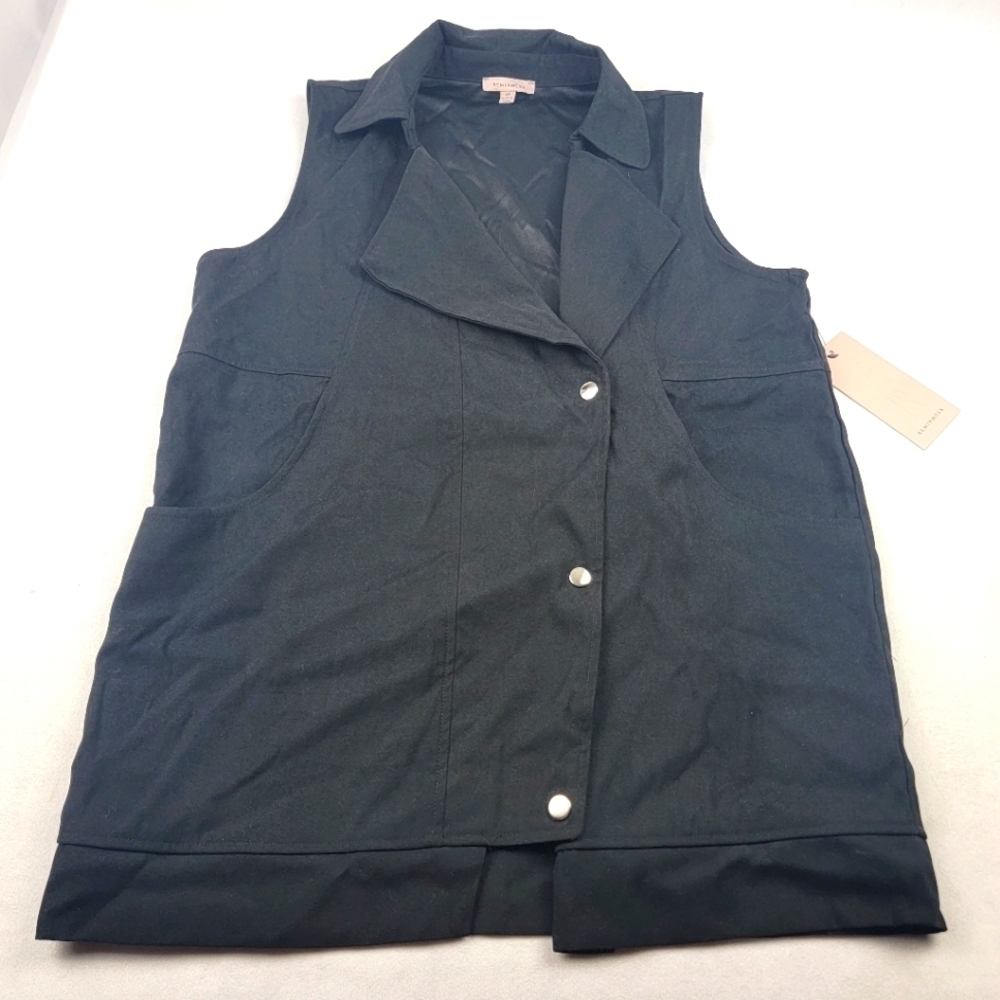 NWT Remixmess black‎ oversized long pocket snap front vest